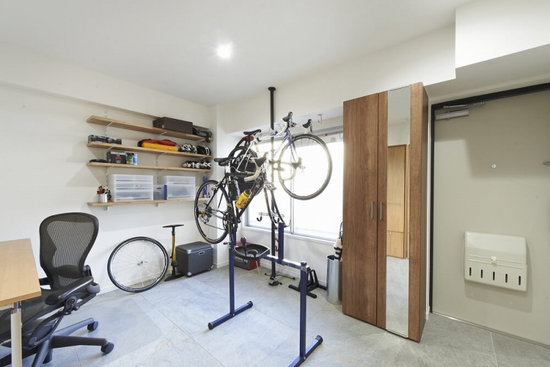 マンションをリノベーションして土間をつくる｜費用相場、メリット、注意点、床材選びを解説