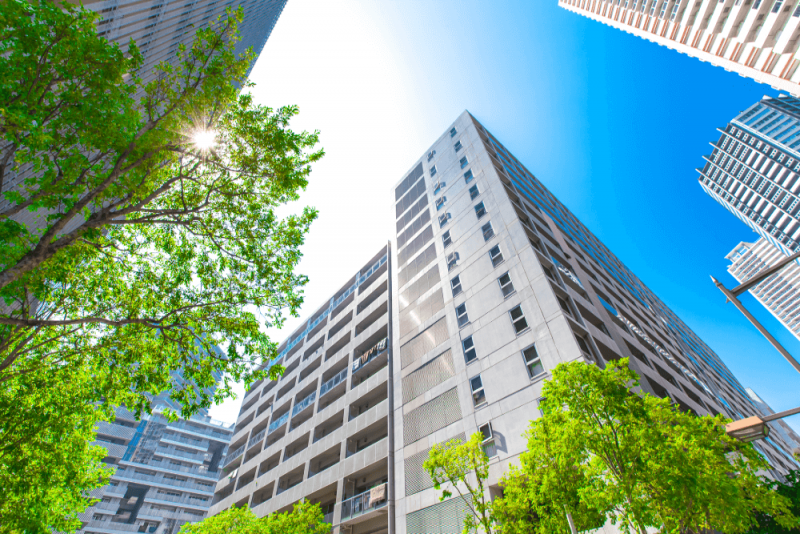 「賃貸」と「購入」どっちがお得? メリット・デメリットをおさえて将来の住まいを考える 「賃貸」と「購入」どっちがお得? メリット・デメリットをおさえて将来の住まいを考える