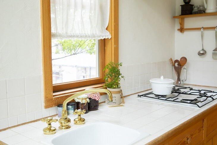 ナチュラルで淡い色のため木目の美しさが引き立つ