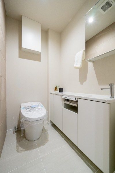 べラコリーナ夏目坂