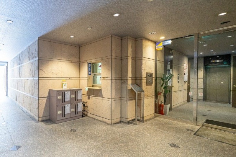 べラコリーナ夏目坂