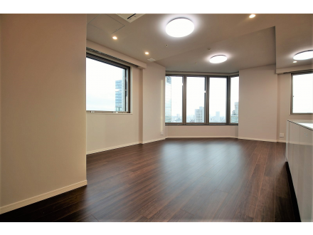 カテリーナ三田タワースイート