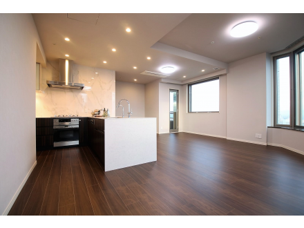 カテリーナ三田タワースイート