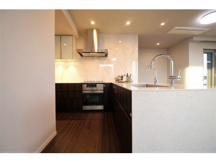 カテリーナ三田タワースイート