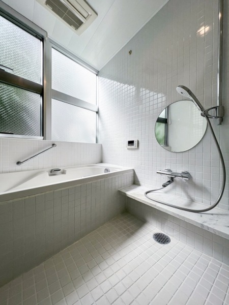 成城テラスG号室