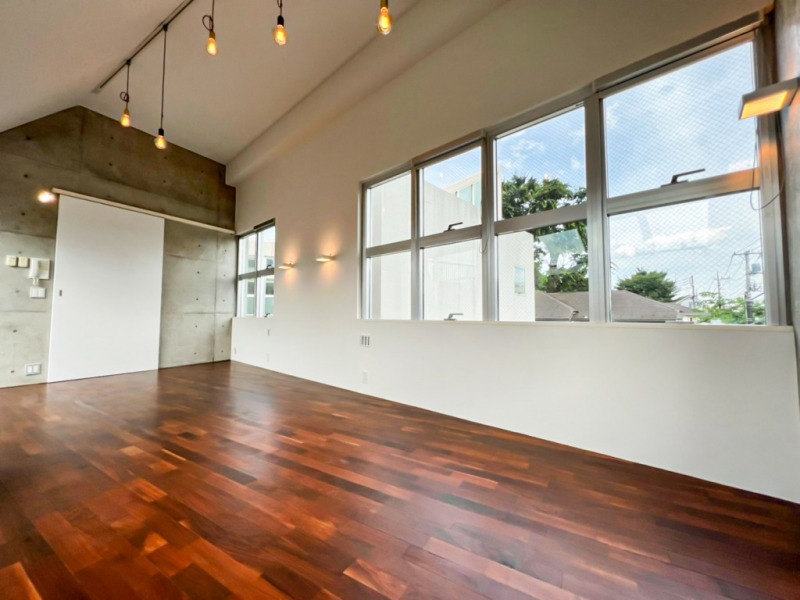 成城テラスG号室