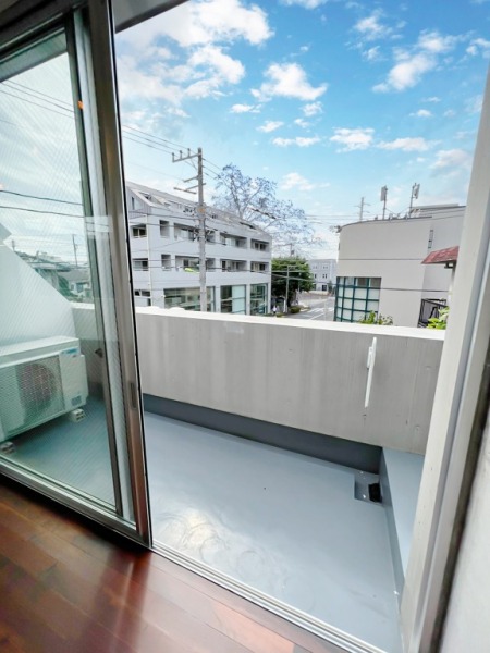 成城テラスG号室