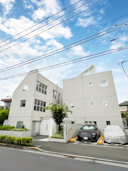 成城テラスG号室