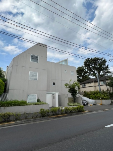 成城テラスG号室