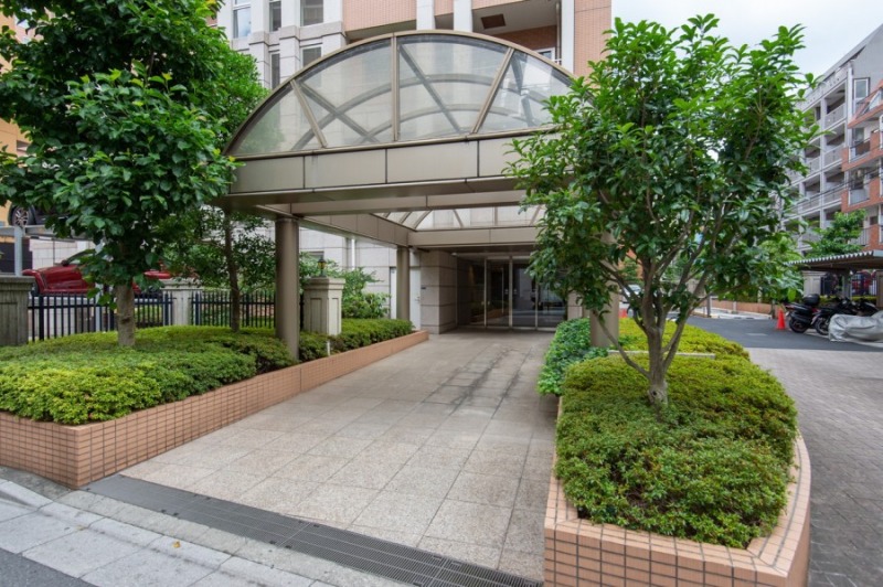 ファミール新宿グランスィートタワー